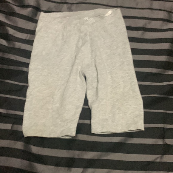 Good Condition - Picture 2 of 3